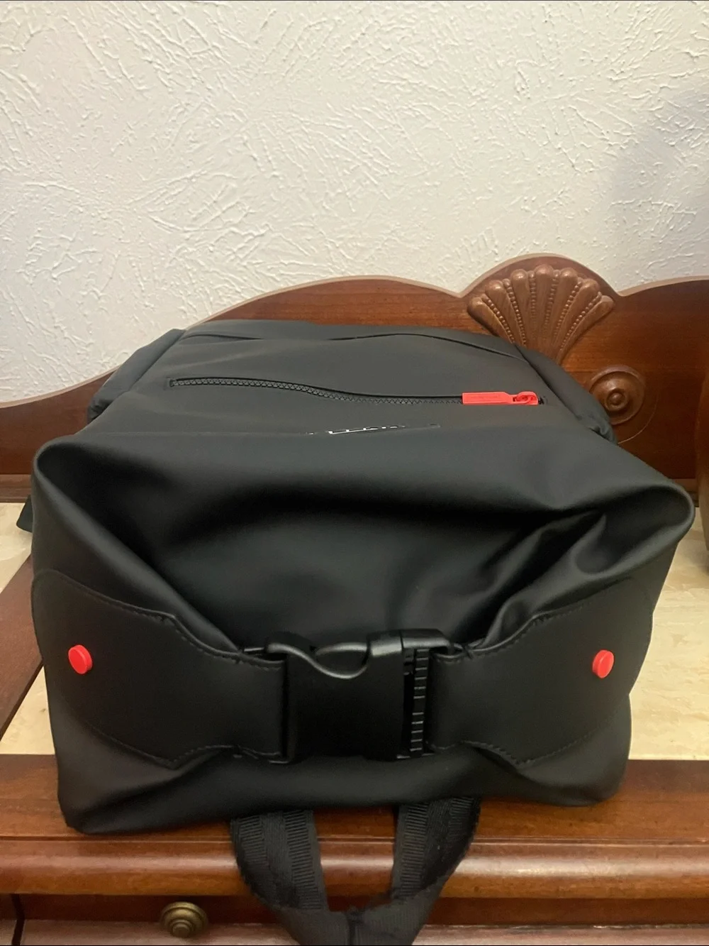 Hunter Black Backpack with Red Zip Pull-Clip Top Style
